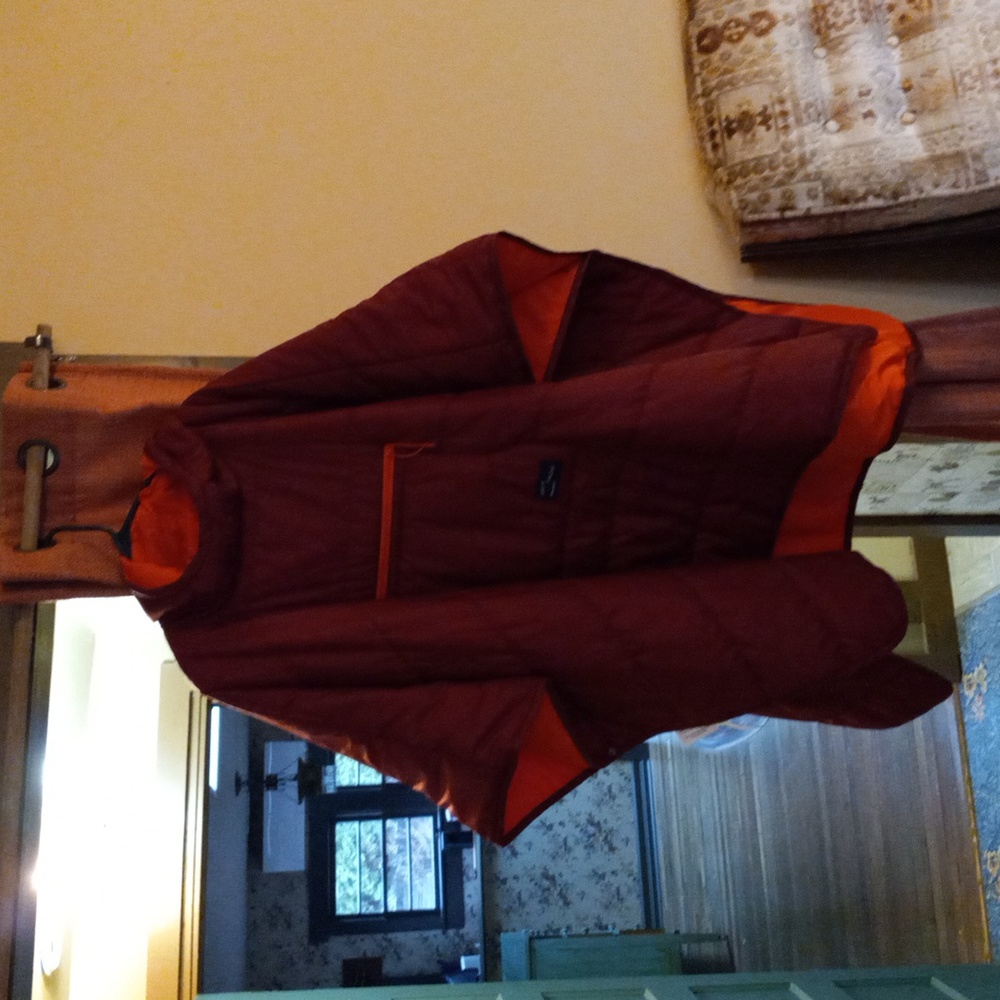 Red and orange Honcho poncho nwot puffy poncho